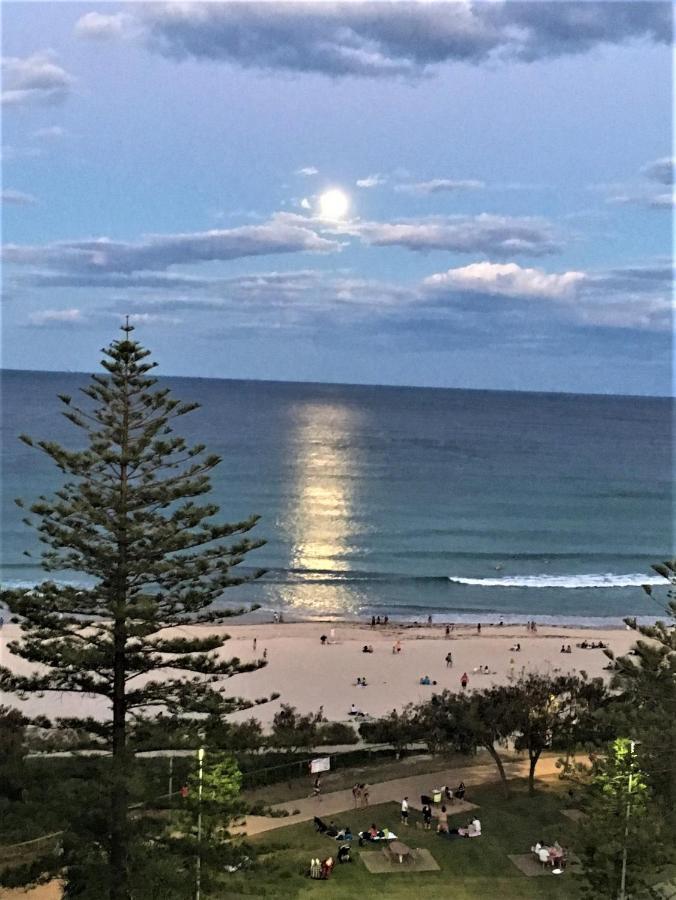 Oceania On Burleigh Beach Gold Coast Exterior photo